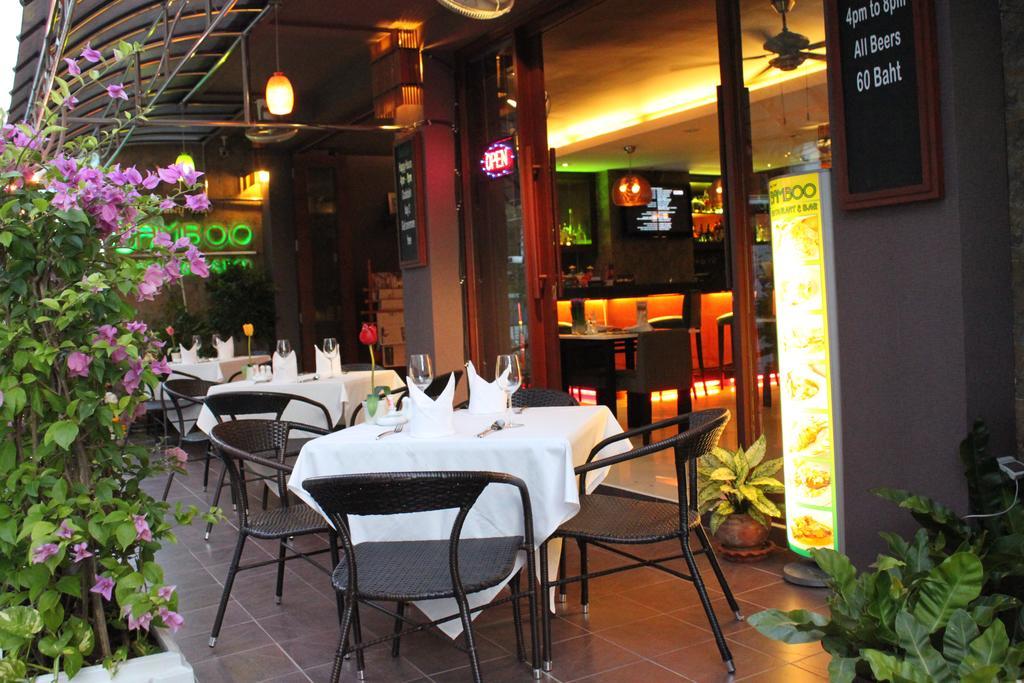Hemingway'S Hotel Patong Kültér fotó